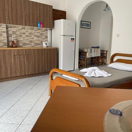 Tarelis Apartments & Studios Kamári Kültér fotó