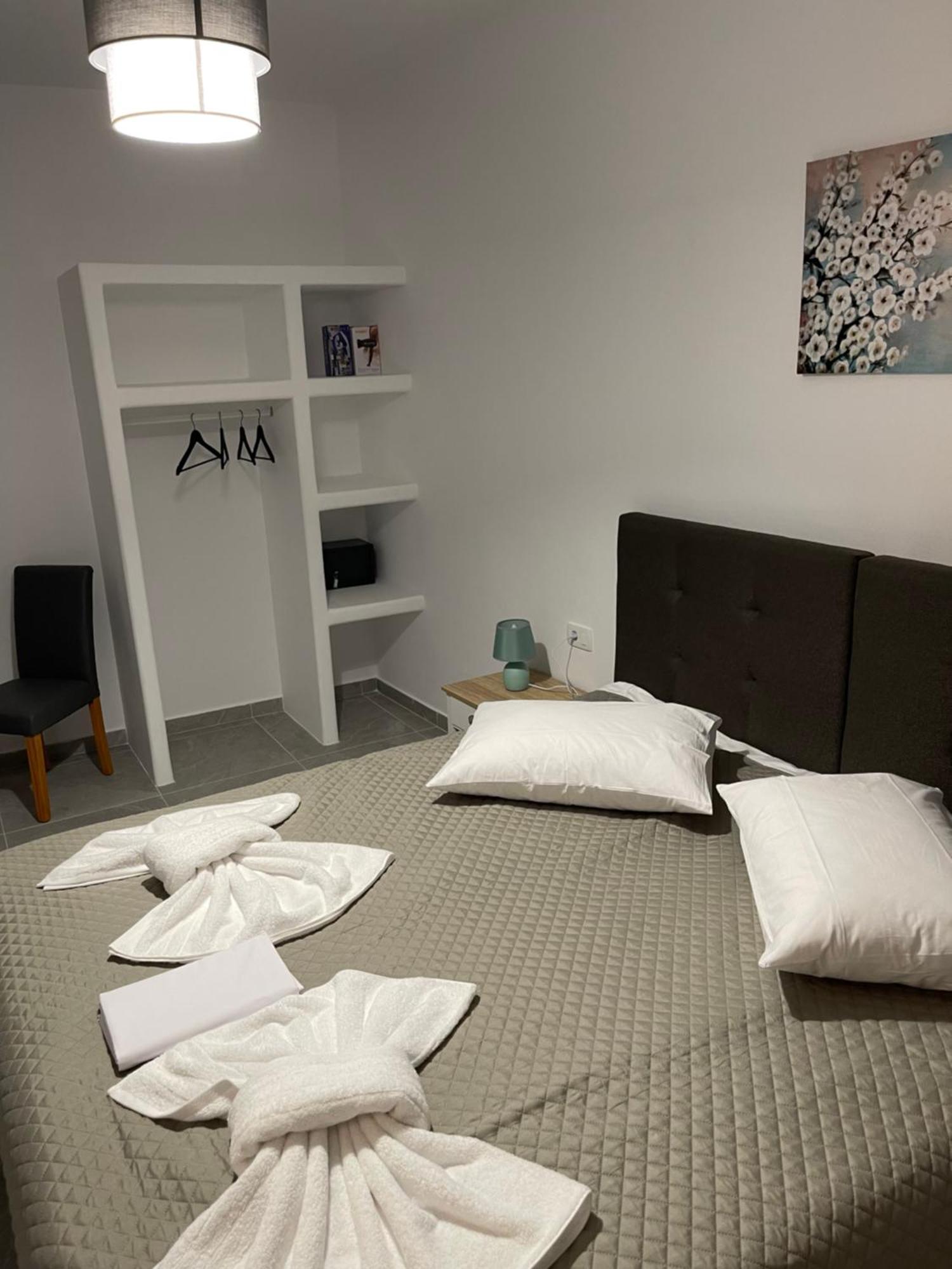 Tarelis Apartments & Studios Kamári Kültér fotó