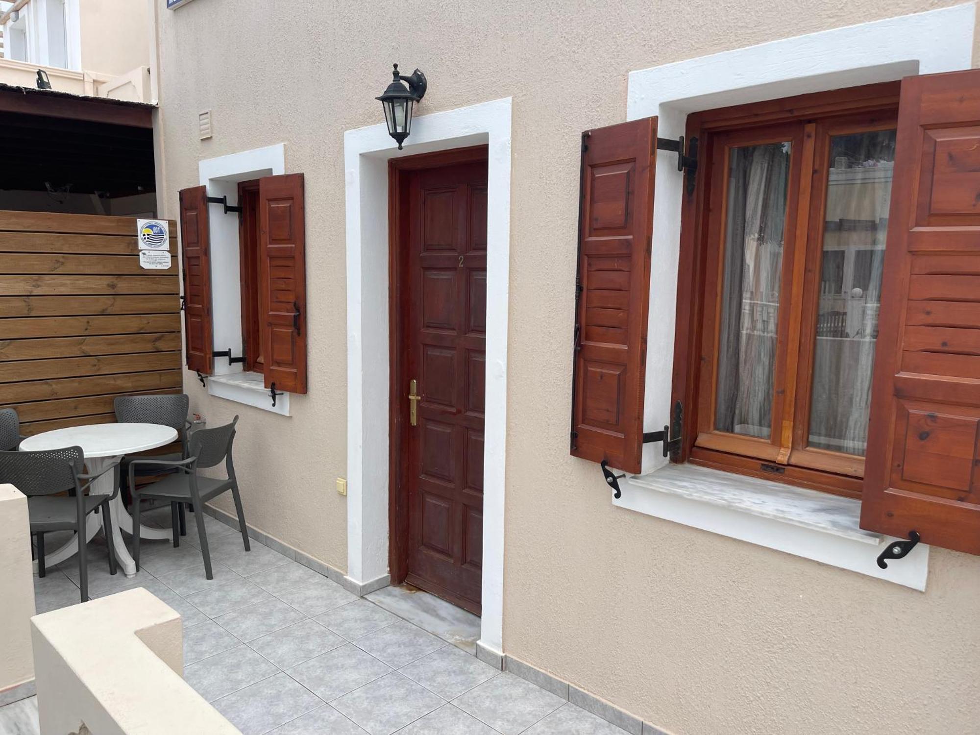 Tarelis Apartments & Studios Kamári Kültér fotó